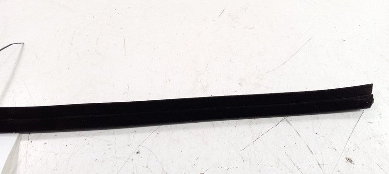 Kia Sorento Left Rear Weather Strip Interior 2016 2017 2018 OEM