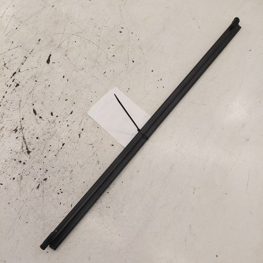 Hyundai Santa Fe Right Rear Weather Strip Interior  2019 2020