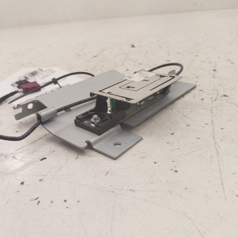 Ford Escape Radio Antenna Module {LJ6T19K351AC} 2020 2021 2022