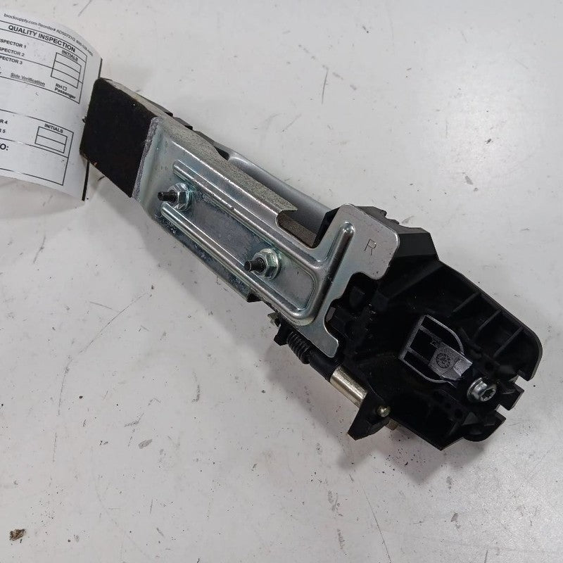 Passenger Right Rear Exterior Door Handle Fits 20-23 Nissan Versa 