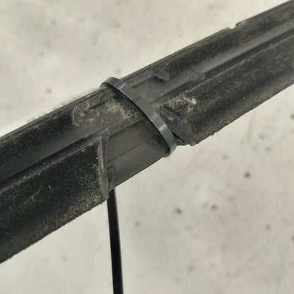 Chevy Volt Door Glass Window Weather Strip Trim Rear Right Passenger S