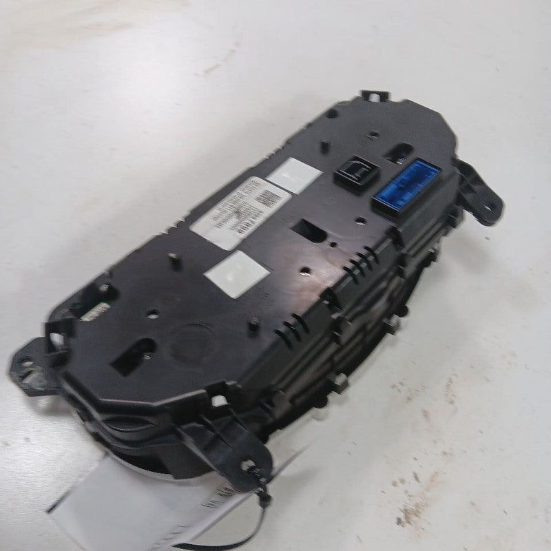 Speedometer Gauge Cluster MPH Opt Umn Fits 19-22 Buick Encore OEM