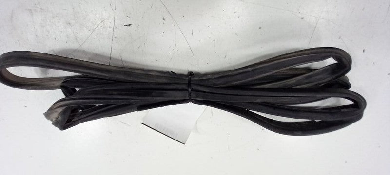 Subaru Forester On Door Seal Rubber Right Passenger Rear Back 2009 201