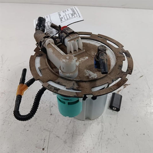 Gas Fuel Pump Assembly Fits 18-20 Chevy Malibu OEM