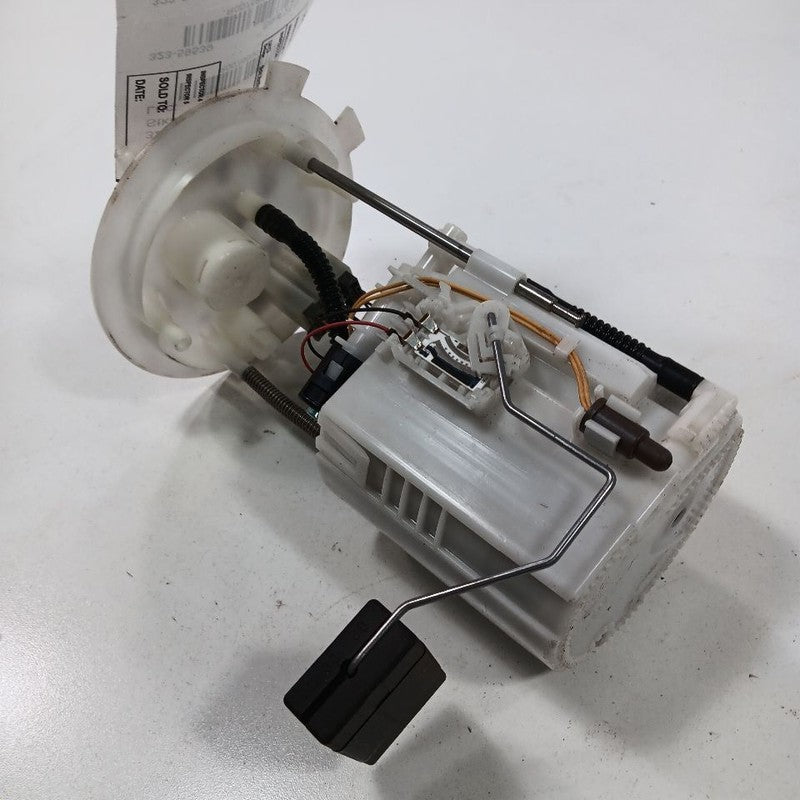 Gas Fuel Pump Assembly Sedan Fits 13-18 Nissan Altima