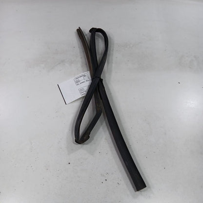 Honda Civic Door Glass Window Seal Rubber Right Passenger Rear Back  2