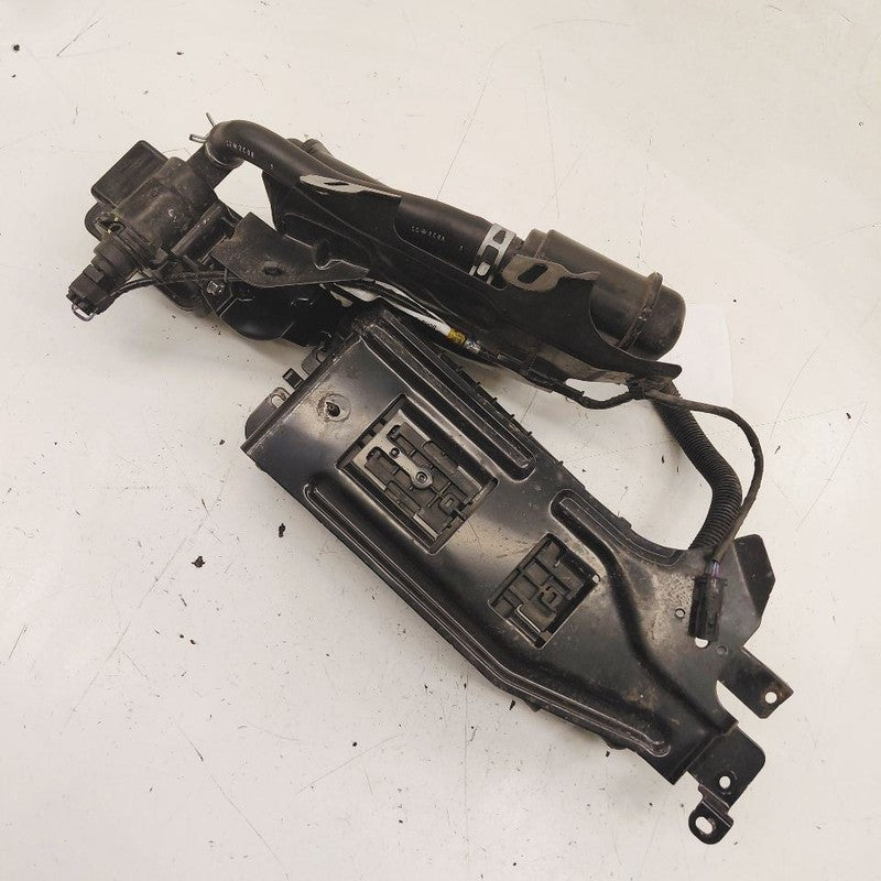 Mazda 3 Fuel Vapor Canister Charcoal Evaporator Can  2.5 2023 2022 202