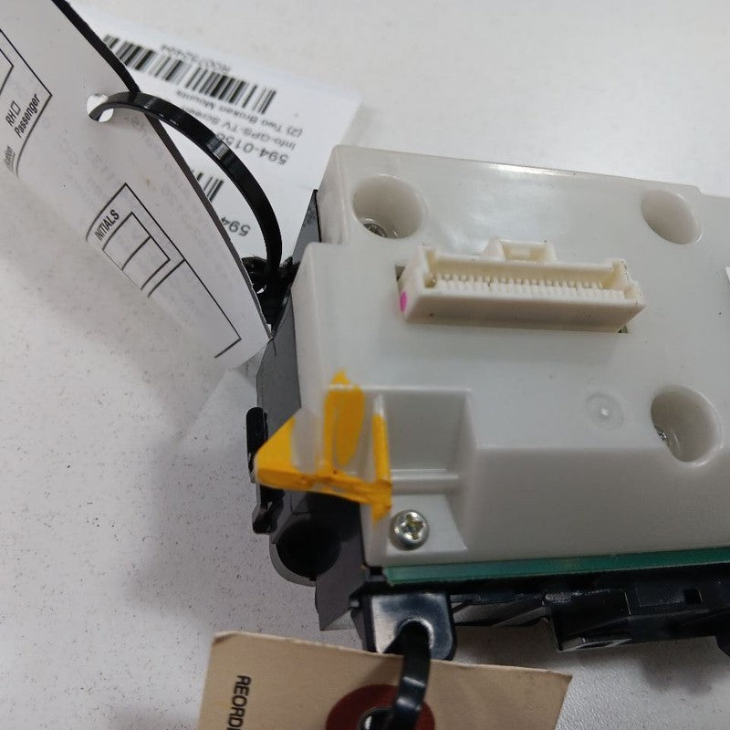 Screen Control Two Broken Mounts Fits 14-17 INFINITI QX50 OEM