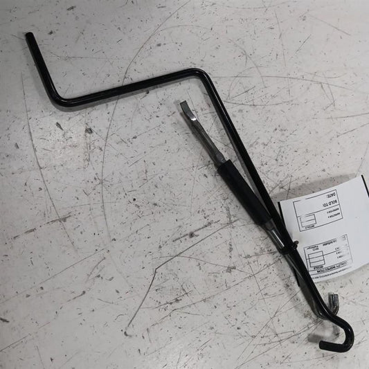 Hyundai Veloster Spare Tire Changing Wrench Tool  2012 2013 2014 2015 