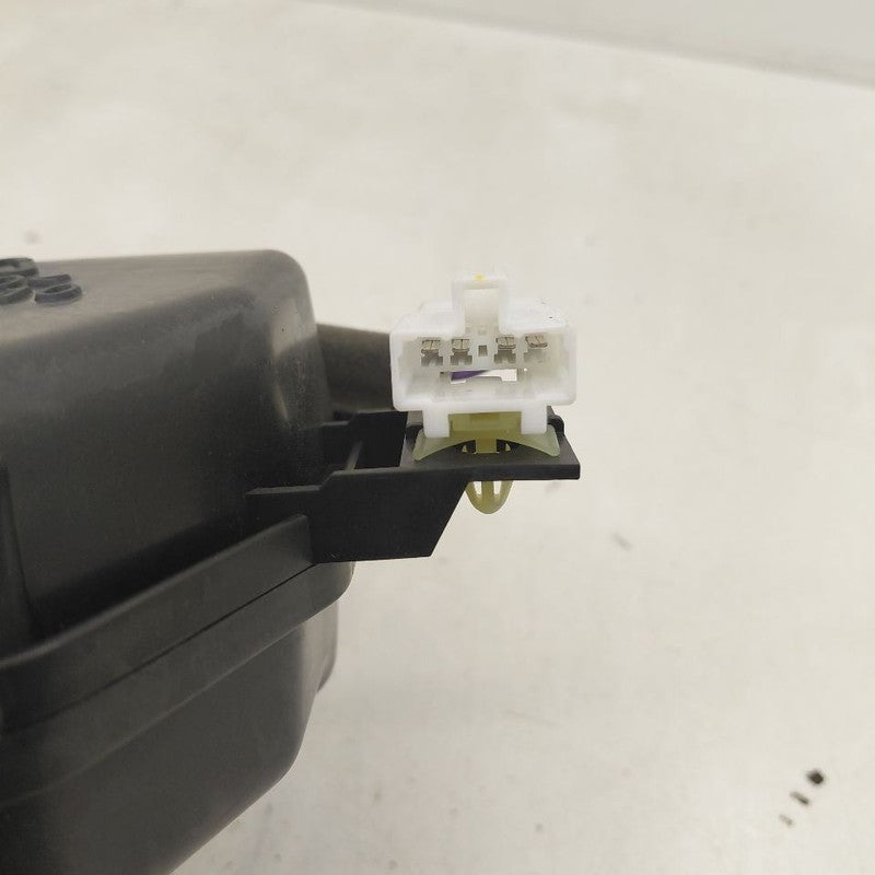 Hyundai Santa Fe Subwoofer Sub Woofer Speaker  2019 2020
