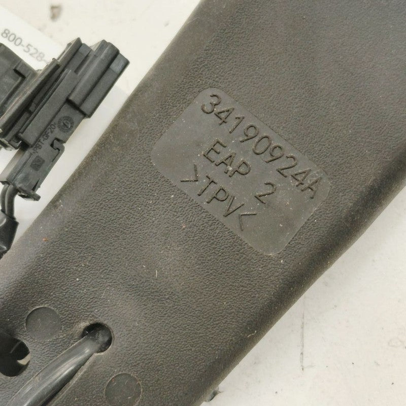 Passenger Right Front Seat Belt Buckle Latch Fits 16-19 Chevy Volt OEM