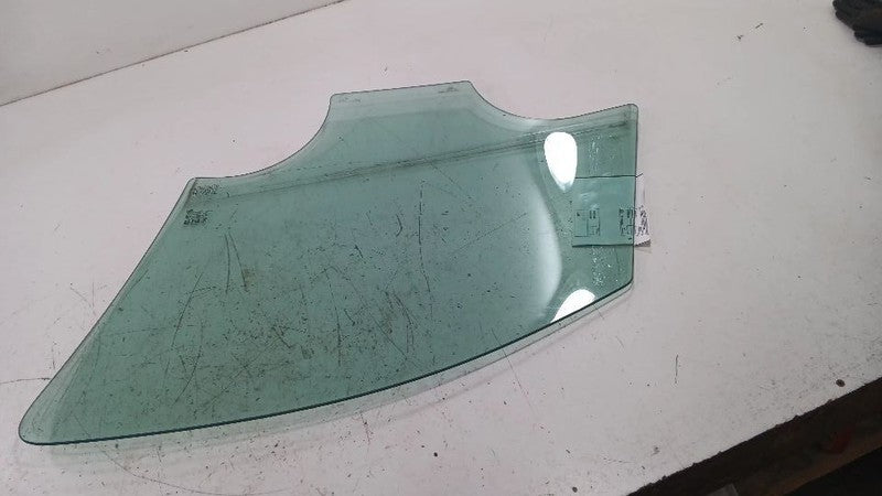 Passenger Right Front Door Window Glass Fits 13-19 Buick Encore OEM