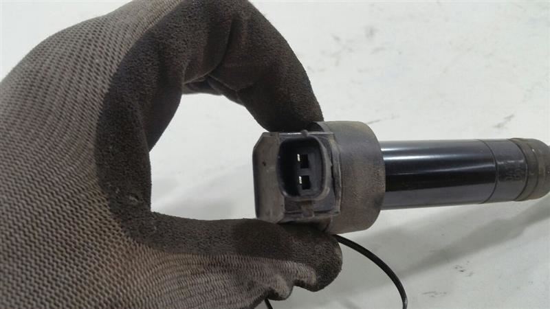 273002E000 Spark Plug Ignition Coil Igniter ID 273002E000 Fits 11-18 HYUNDAI ELANTRA