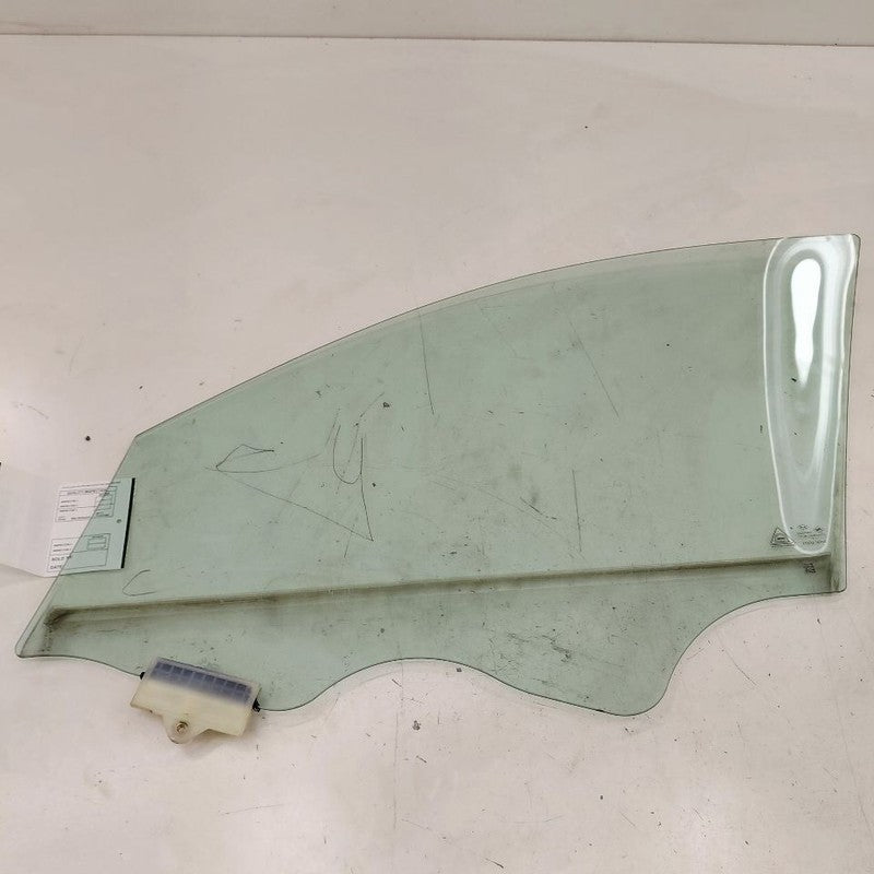 Passenger Right Front Door Glass Window US Built VIN 5 1st Dgit 16-20 