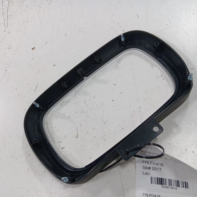 FIAT 500 Radio Bezel Trim Dash Surround  2017 2016