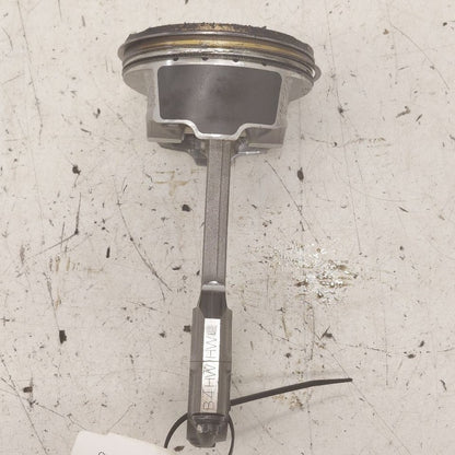 Subaru XV Crosstrek Single Piston With Connecting Rod   2.5 2025 2024