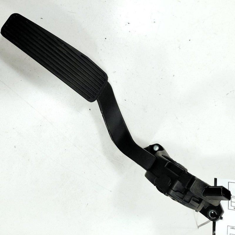 Chrysler 300 Gas Pedal  2017 2018 2019 OEM