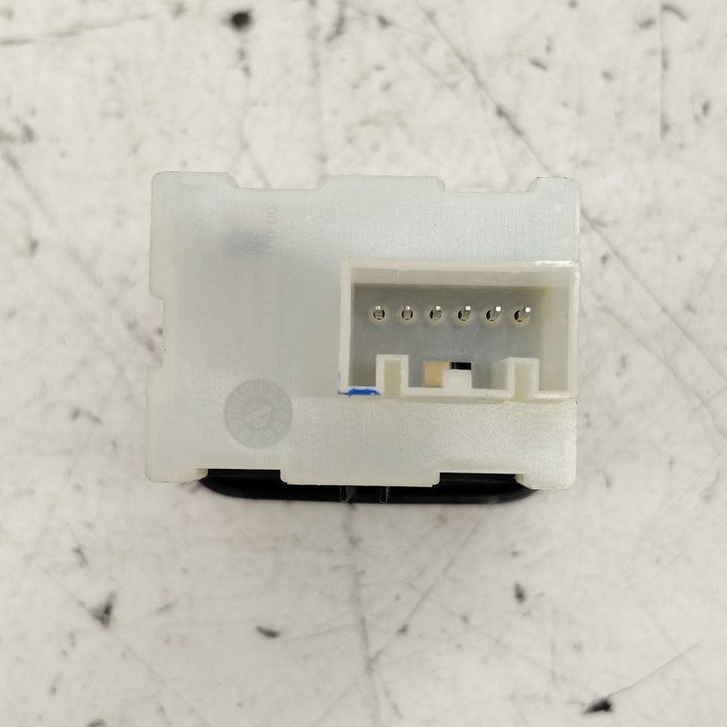 Cadillac CT6 USB Plug In Hub Port  2018 2017 2016
