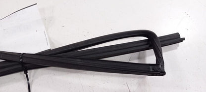 Subaru Impreza Door Glass Window Seal Rubber Left Rear 2020 2019 2018 
