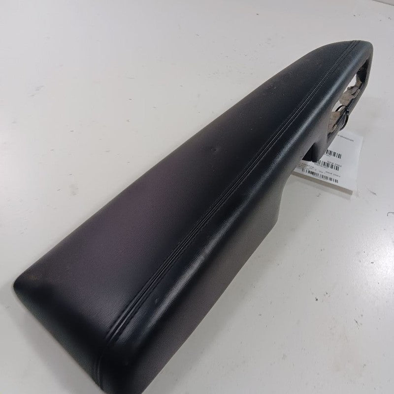 Grand Cherokee Passenger Right Front Door Arm Rest  2017 2018 2019 202