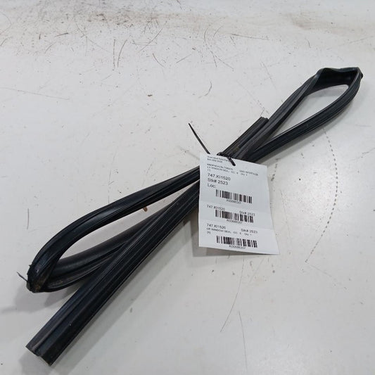 Kia Sportage Door Glass Window Seal Rubber Left Driver Rear Back  2022