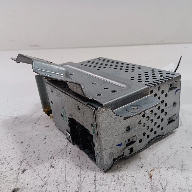 LU5Z18K810D Audio Equipment Radio Receiver AM-FM-MP3 Fits 20 ECOSPORT