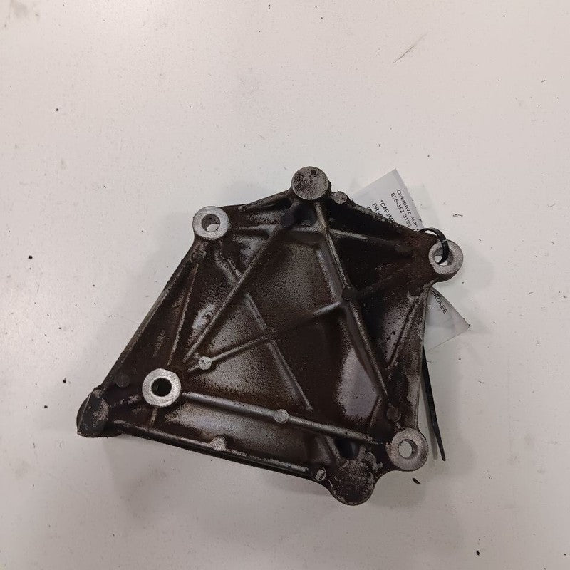 Jeep Cherokee AC Compressor Mount Bracket  3.2 2015 2016 2017 OEM