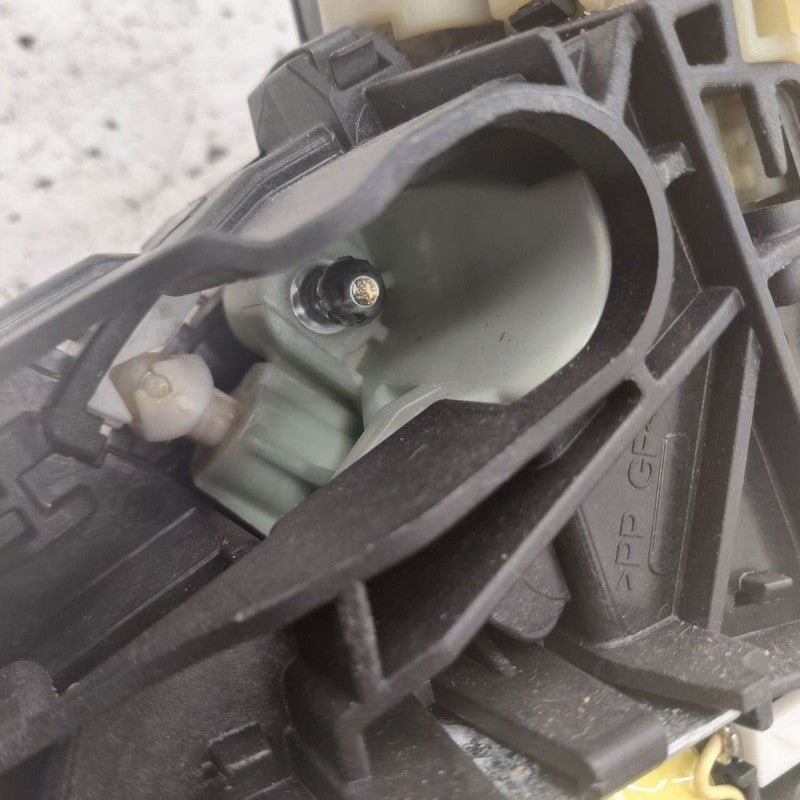 Volvo S60 Transmission Gear Shifter  2013 2014 2015