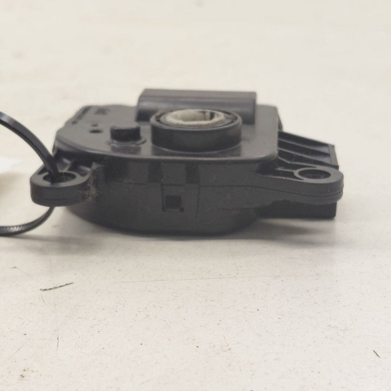 Hyundai Kona Flap Door Motor Heater AC Door Actuator  2021 2020 2019