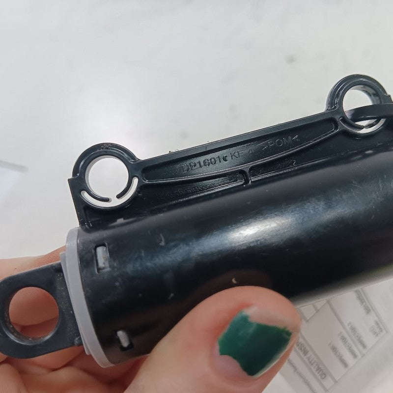 Kia Sportage Glovebox Damper {DP1601} 2022 2021 2020 2019 2018 OEM