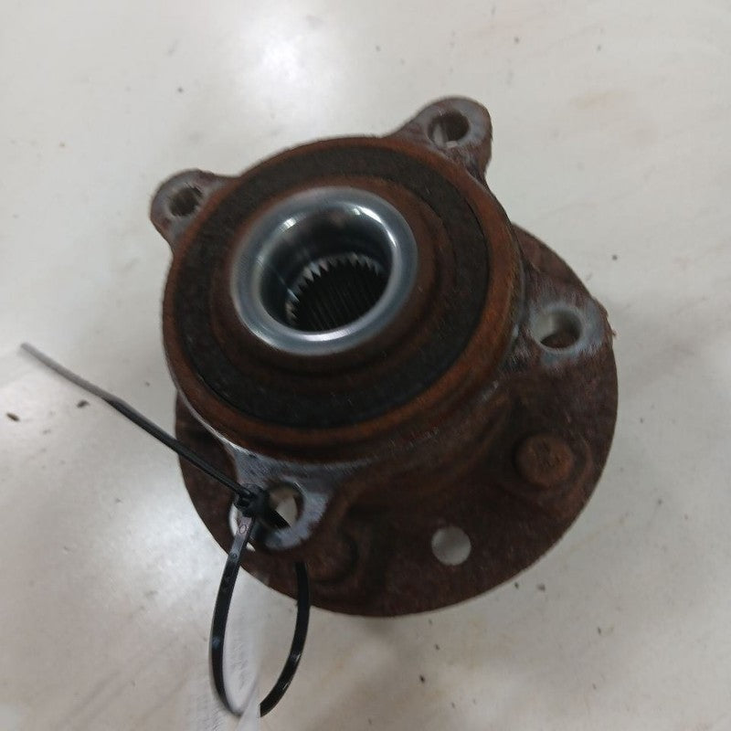 Chevy Trailblazer Passenger Right Rear Spindle Knuckle Bearing Hub  20
