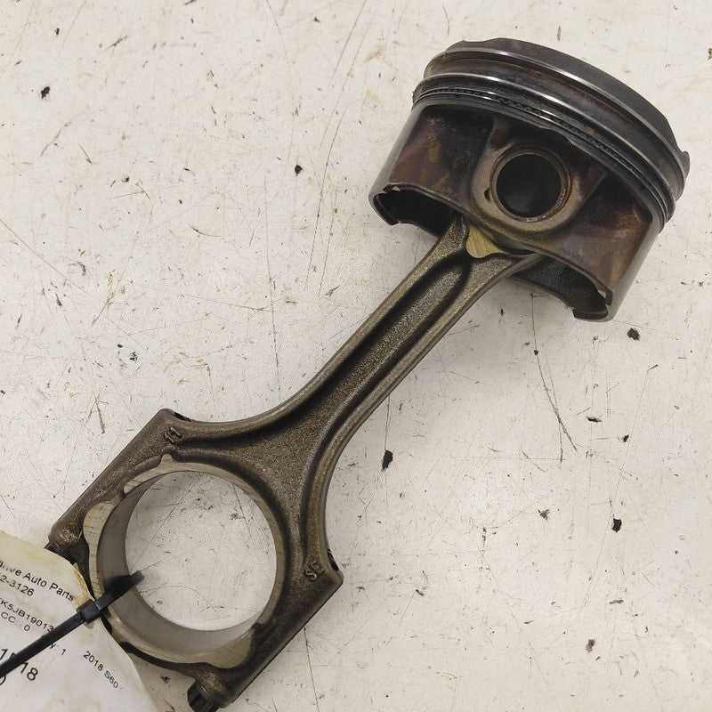 Volvo S60 Single Piston With Connecting Rod   2.0 2018 2017 2016