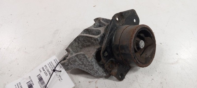 Saturn Vue Engine Motor Mount Left Driver 2008 2009 2010 OEM