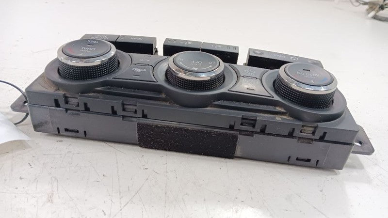 Temperature Heat AC Control Front Without Heated Seat Fits 10-15 MAZDA