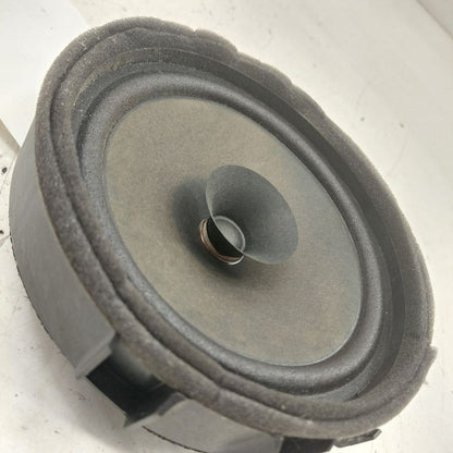 Mitsubishi Outlander   Speaker Left Driver Front  2018 2017 2016