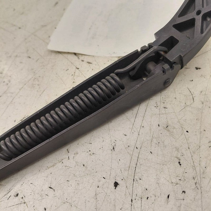 Chevy Volt Windshield Wiper Arm Left Driver  2019 2018 2017 2016
