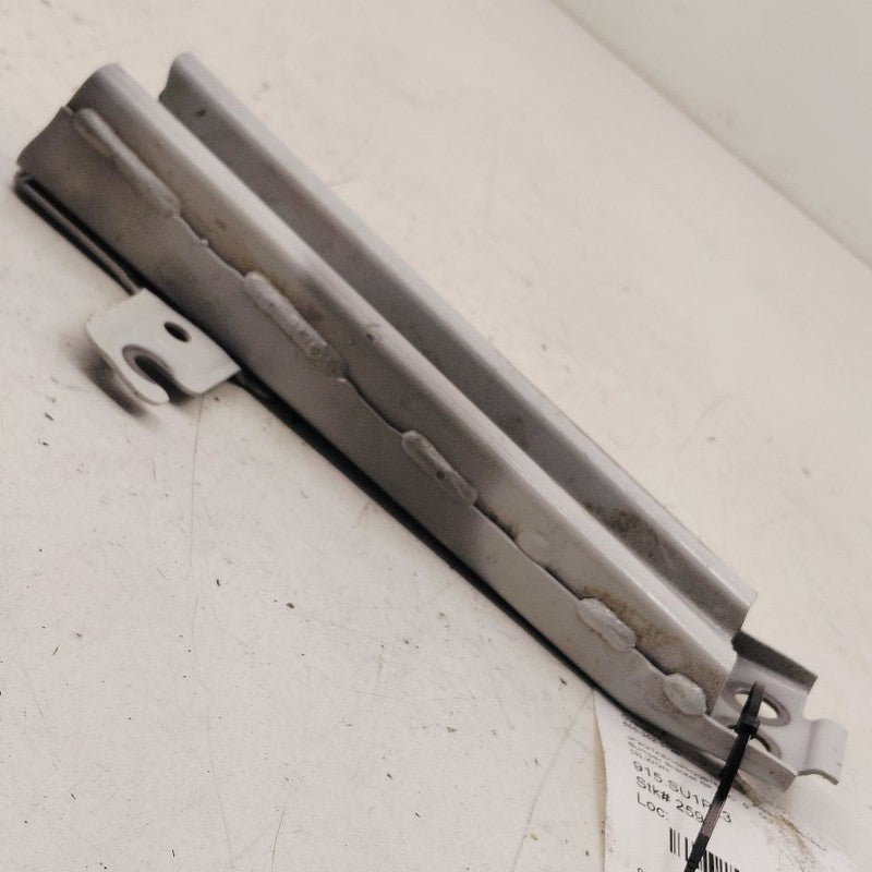 Subaru Crosstrek Bumper Mount Bracket Right Passenger Side Front 2023 
