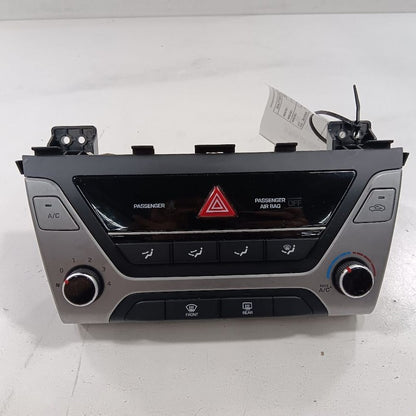 Manual Temperature Control Heat Heater AC Switch Sedan 17-18 Hyundai E