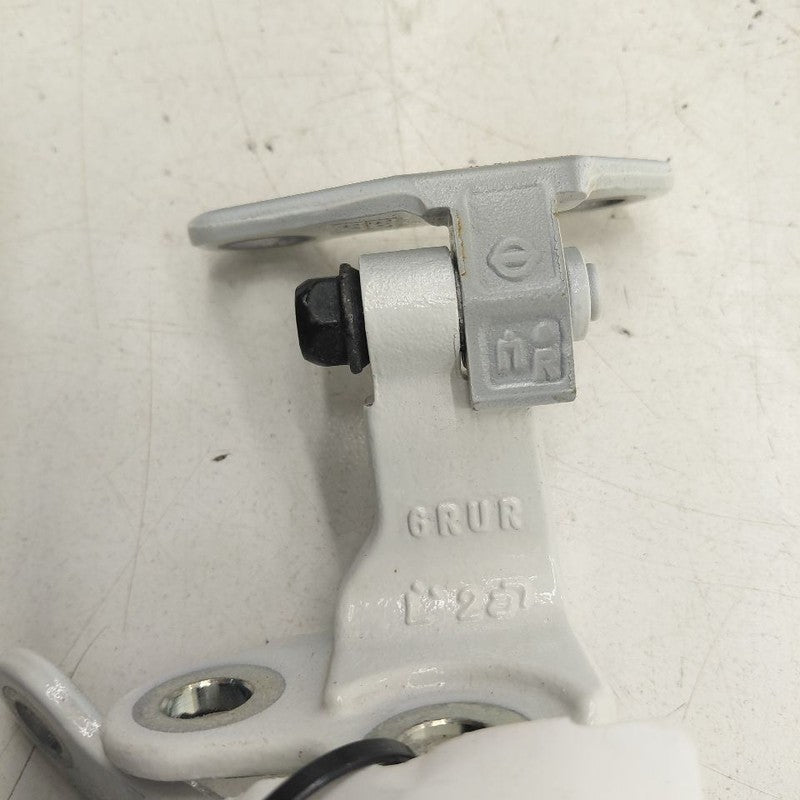 Nissan Rogue Door Hinge Set Right Rear Passenger  2021 2022 2023