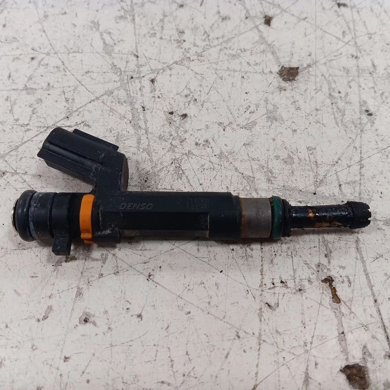 Fuel Injection Injector Fits 18-23 Nissan Kicks