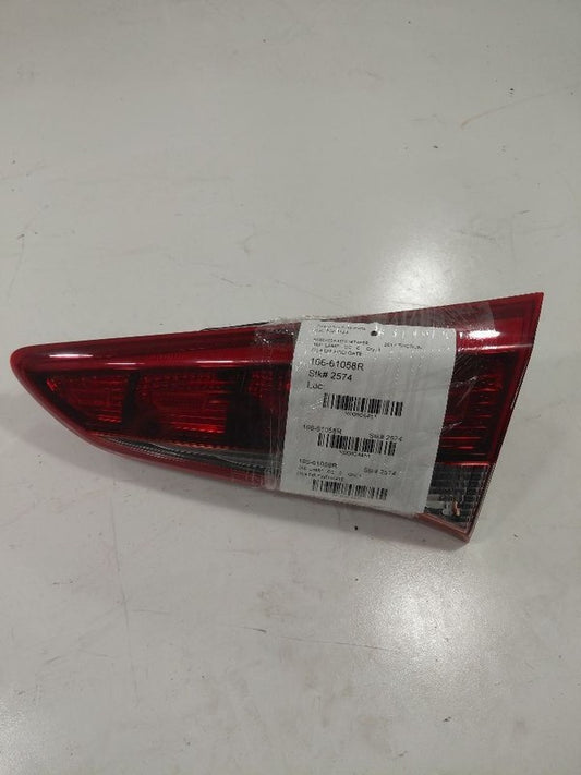 Passenger Right Rear Tail Light Brake Lamp Incandescent 16-18 Hyundai Tucson