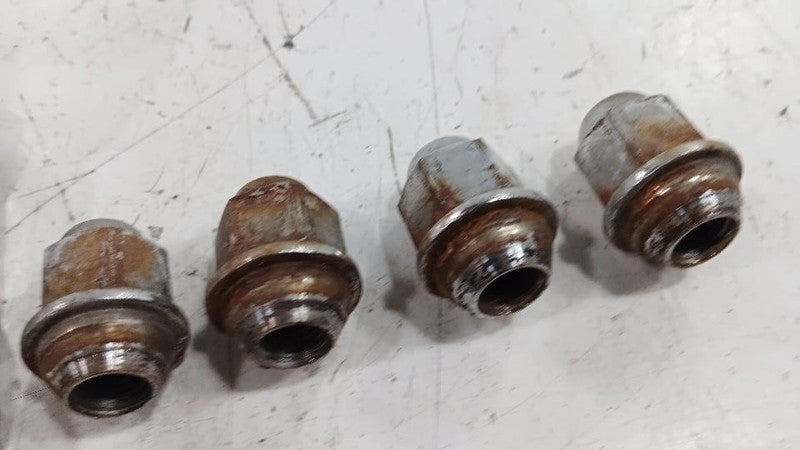 Hyundai Sonata Lug Nut Set 2011 2012 2013 2014