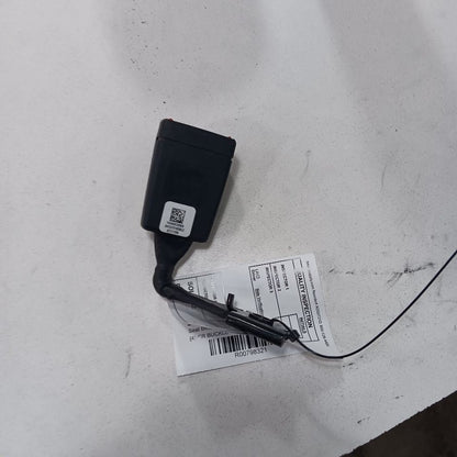 Jeep Cherokee Rear Center Back Seat Belt Buckle Latch 2015 2016 2017