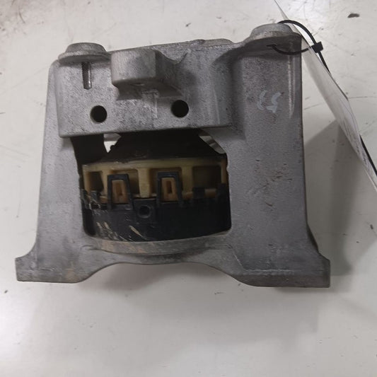 Chevy Trailblazer Engine Motor Mount Right Passenger  2021 2022 2023 2024 2025