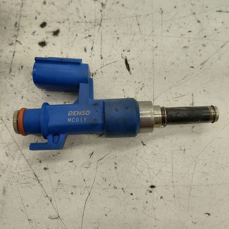Upper Fuel Injection Injector Fits 22-25 Lexus NX350