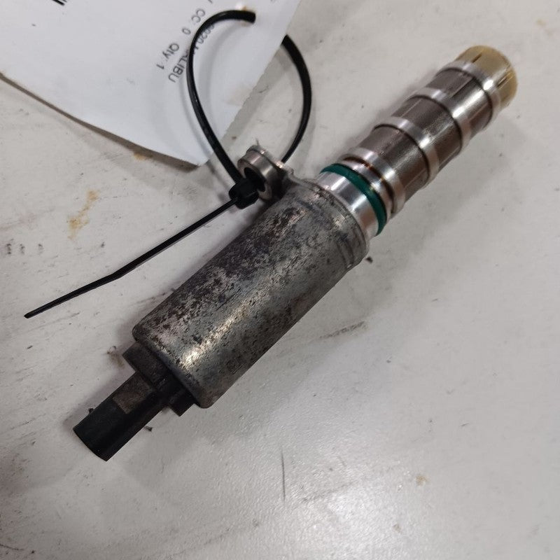 Chevy Malibu Variable Timing Gear Oil Control Valve Solenoid Cylinder Head 2020