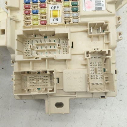 Kia Sorento Cabin Fuse Box Interior Inner Under Dash  2018 2017 2016