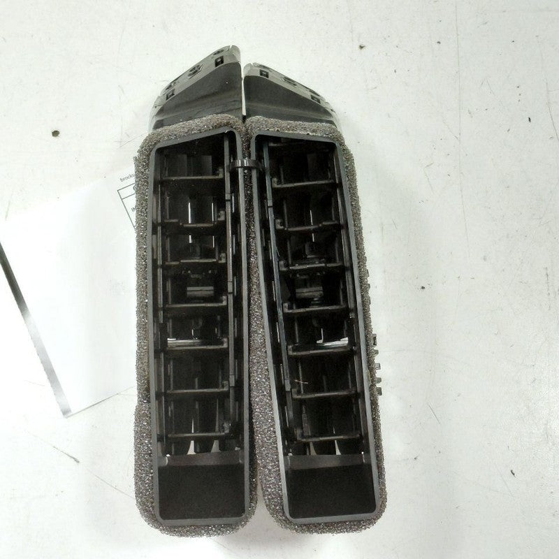 Ford Edge Dash Air Vent Center Middle  2019 2020 2021 2022 2023 2024 O