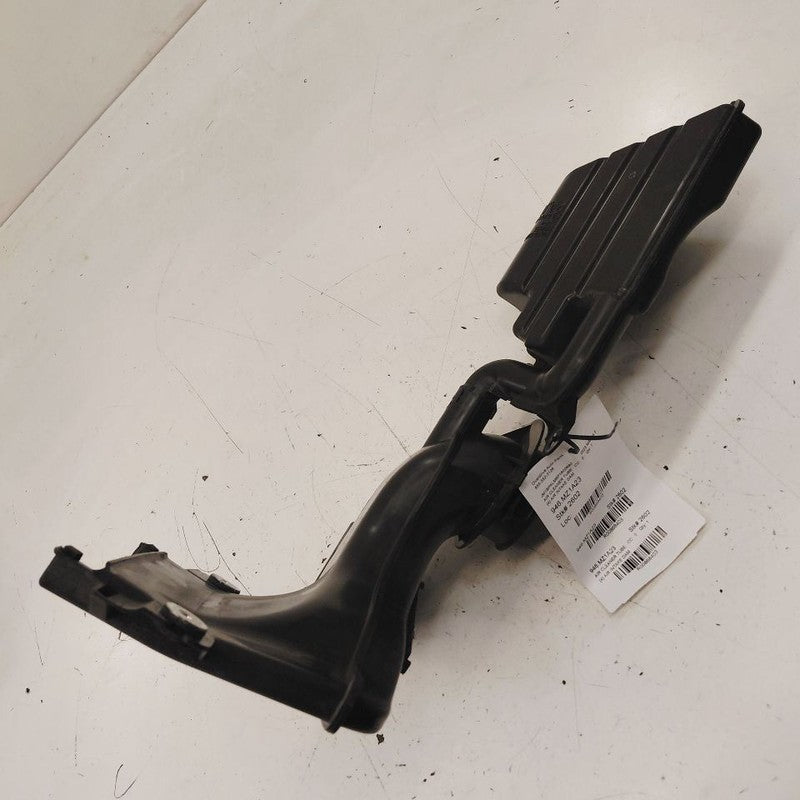 Mazda 3 Air Cleaner Tube Intake Dam 2.5 2023 2022 2021