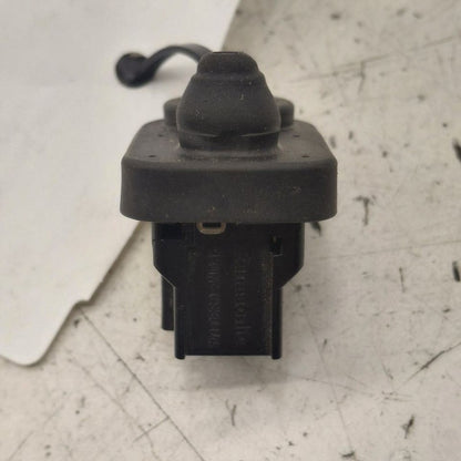 Nissan Versa Note Door Ajar Switch Door Open Dome Light Switch  2019 2